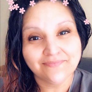 Meet your Posher, Oralia